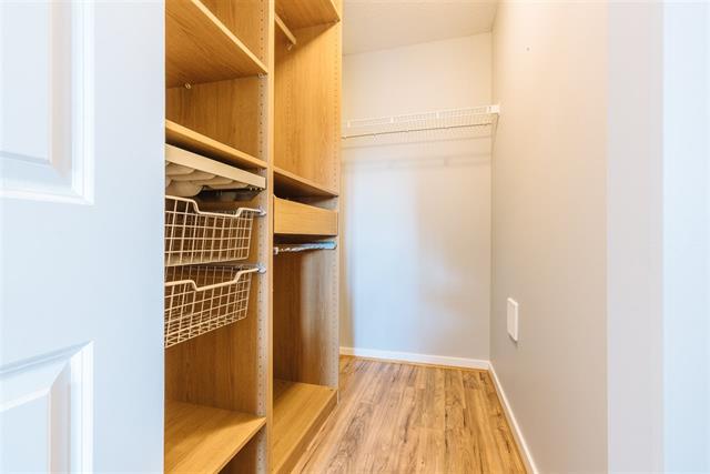 214 4783 Dawson Street 15