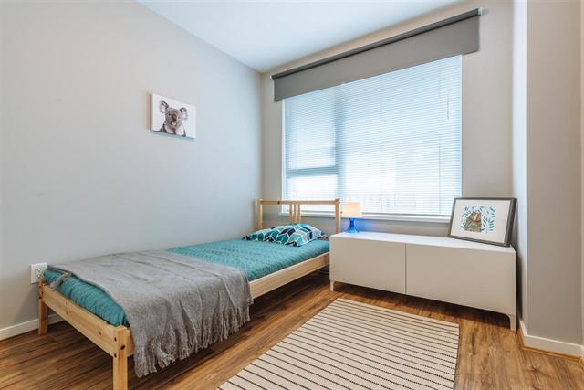 214 4783 Dawson Street 16