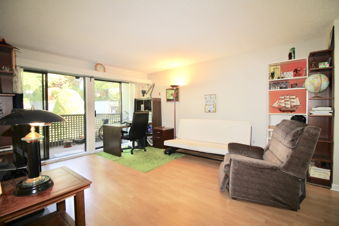 208 1955 Woodway Place, Burnaby 2