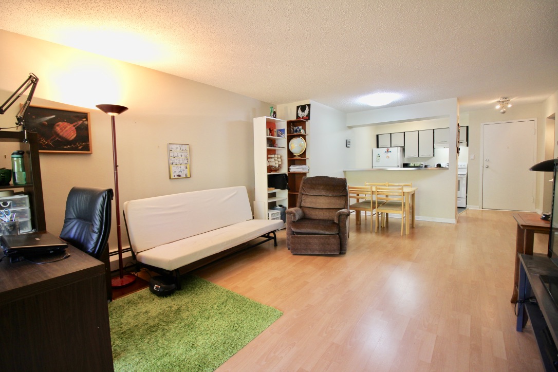 208 1955 Woodway Place, Burnaby 4