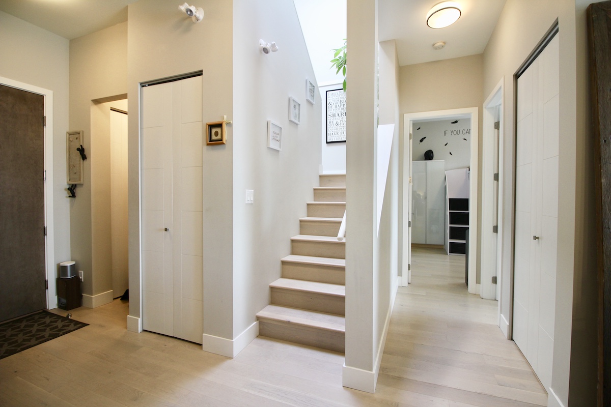 413 262 Salter St, New Westminster 16