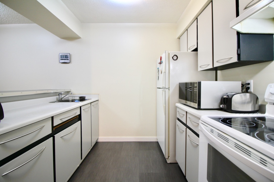208 1955 Woodway Place, Burnaby 7
