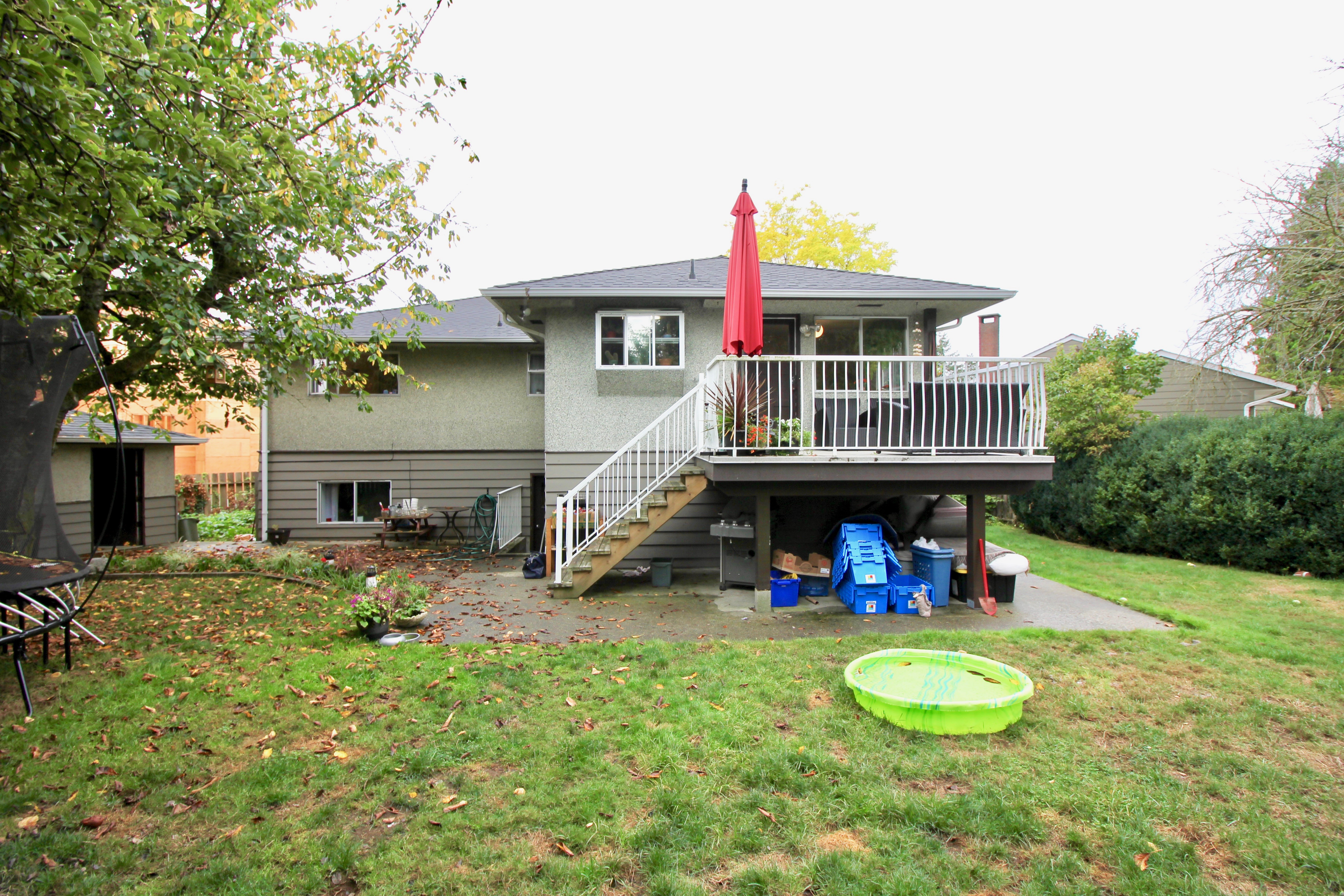 872 Invergarry Avenue 17