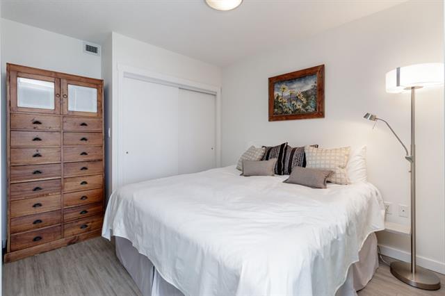 305 4310 HASTINGS STREET 12