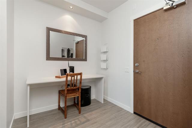 305 4310 HASTINGS STREET 13