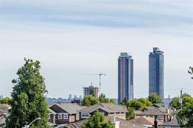 305 4310 HASTINGS STREET 20