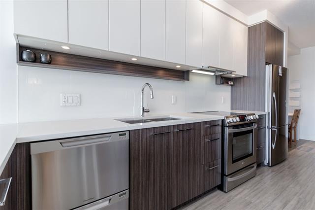 305 4310 HASTINGS STREET 3