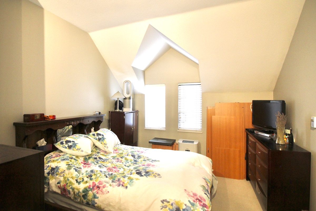 8 98 BEGIN STREET, COQUITLAM 8