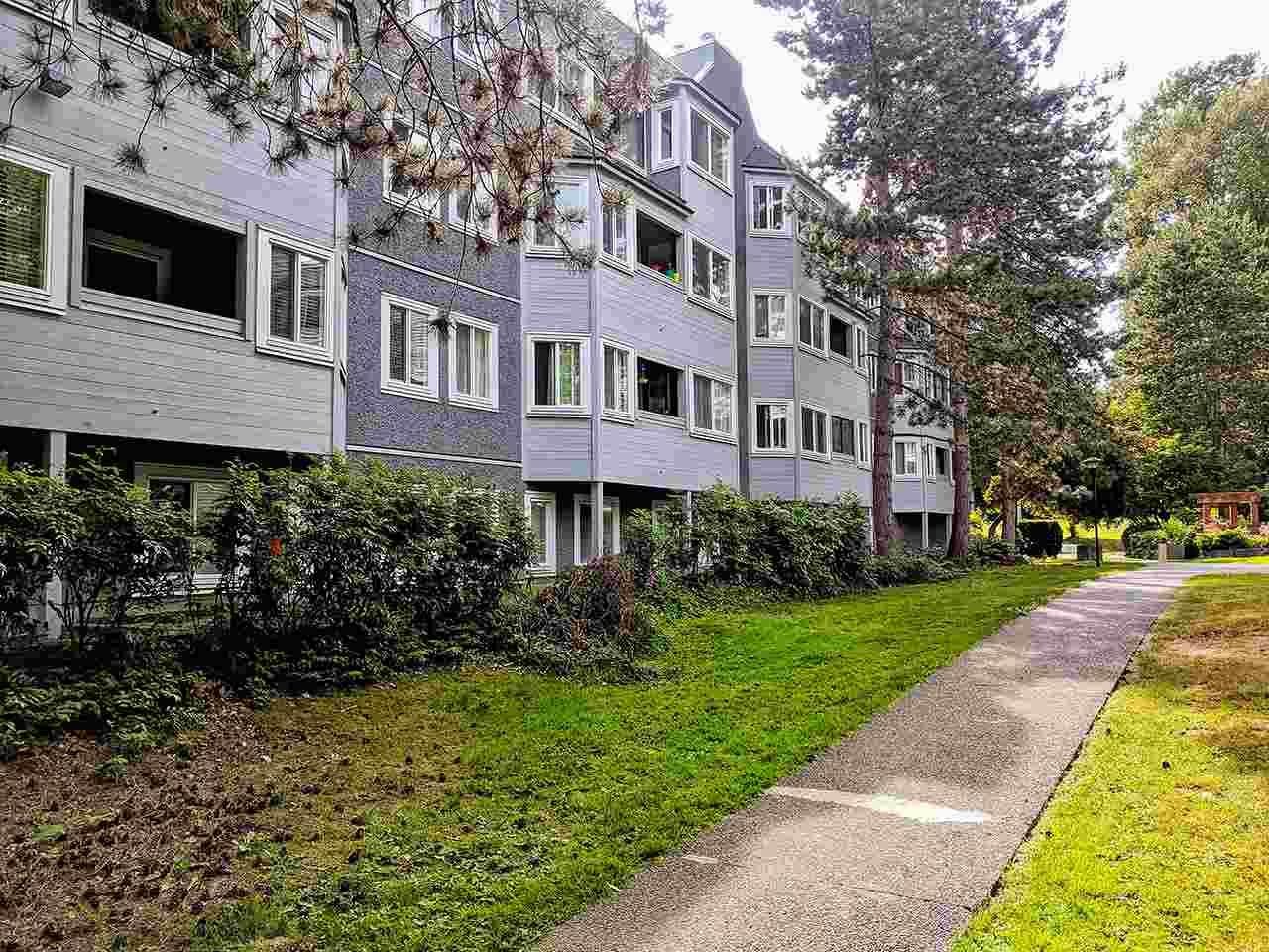 Brookside Court | 9890 Manchester Drive