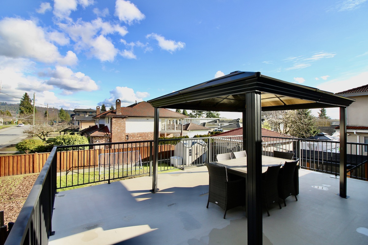 1110 Fell Ave, Burnaby 24