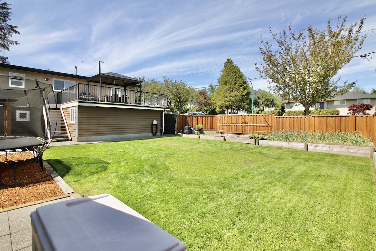 1110 Fell Ave, Burnaby 29