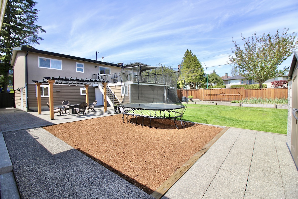 1110 Fell Ave, Burnaby 27