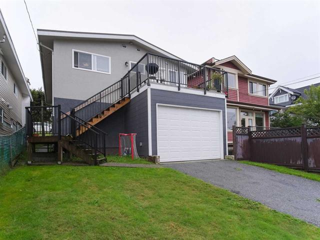 4 N WARWICK AVENUE, BURNABY NORTH