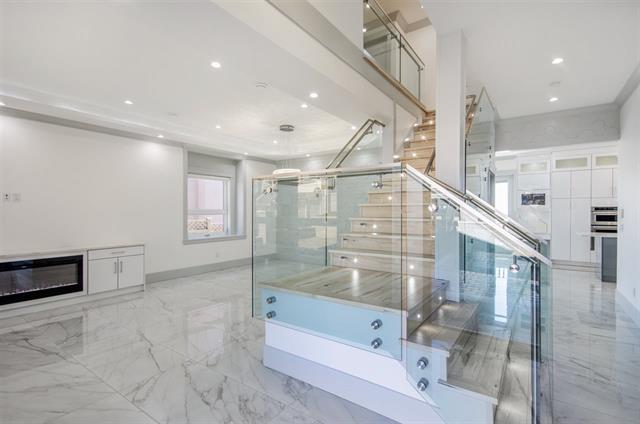 5276 MCKEE STREET, BURNABY SOUTH 20