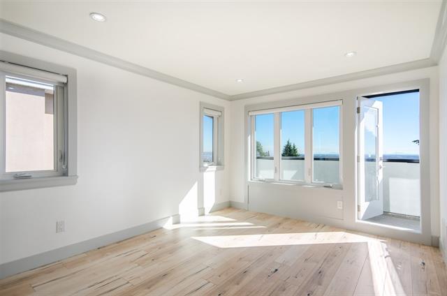 5276 MCKEE STREET, BURNABY SOUTH 6