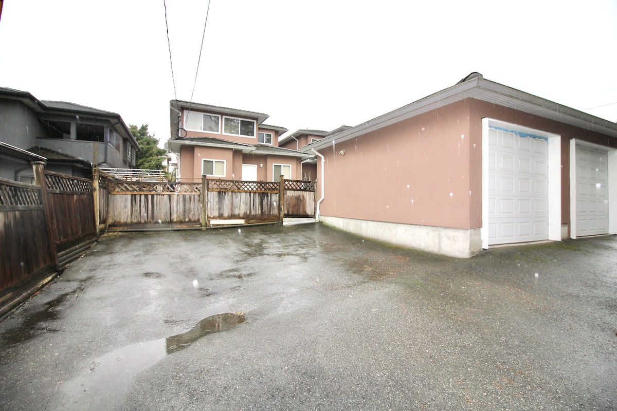 3815 Norfolk St, Burnaby 18