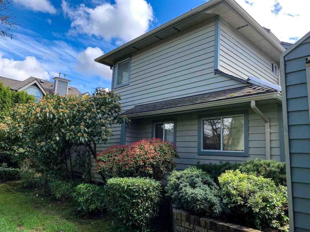 Harbour Ridge Terrace | 7140 Barnet Rd