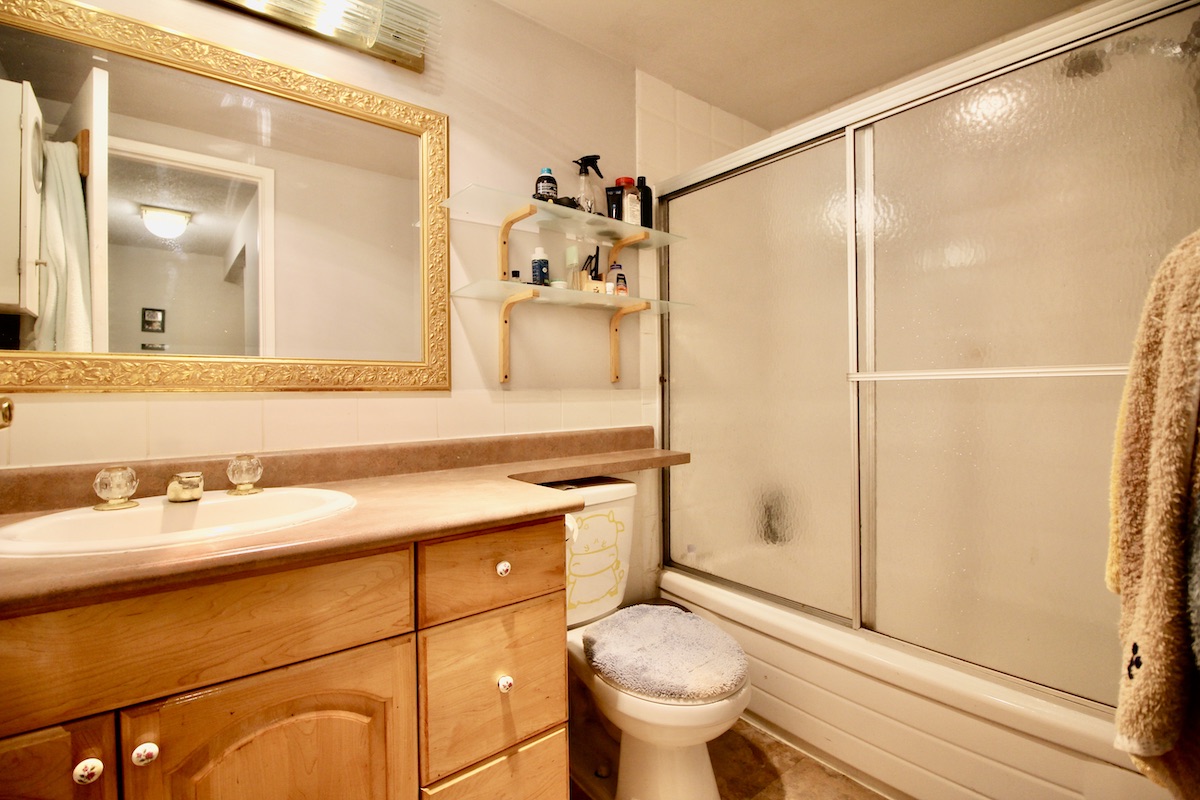 2690 Kingsford Ave, Burnaby 15