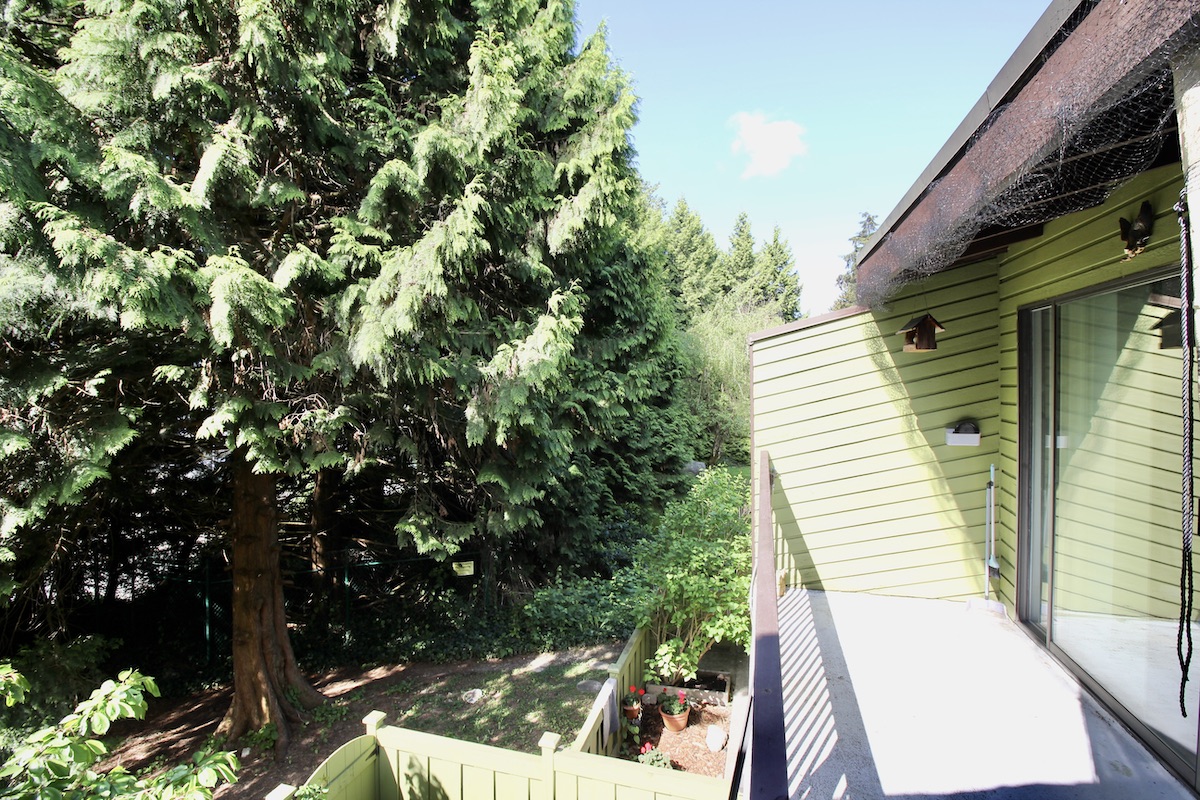2690 Kingsford Ave, Burnaby 19