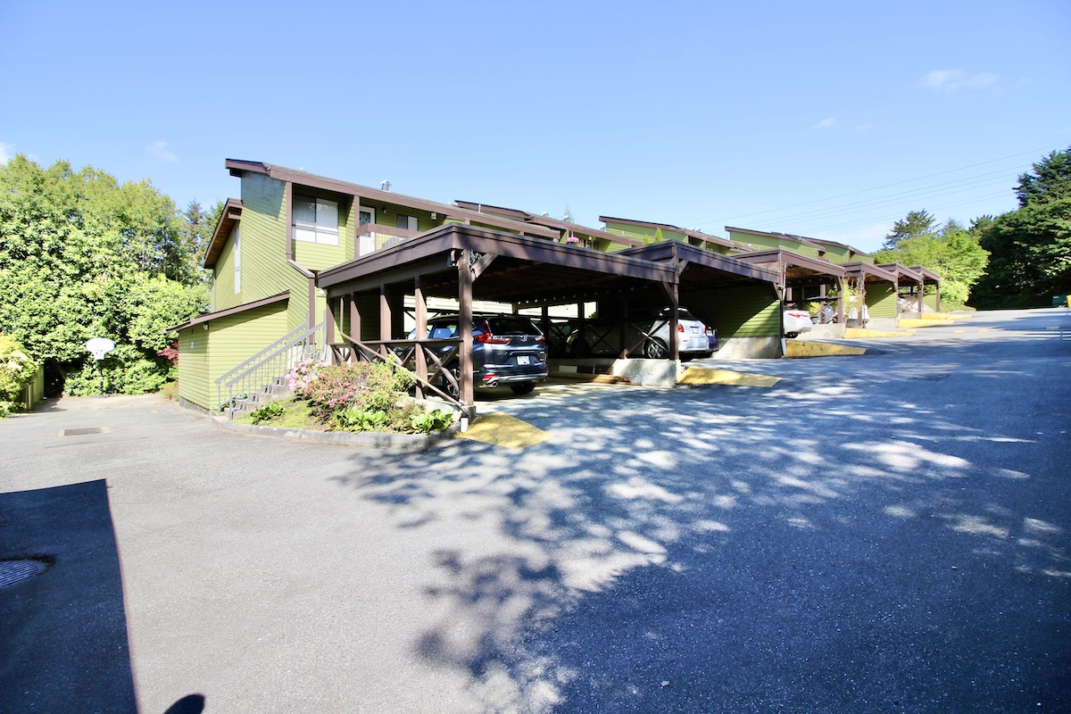 2690 Kingsford Ave, Burnaby 25