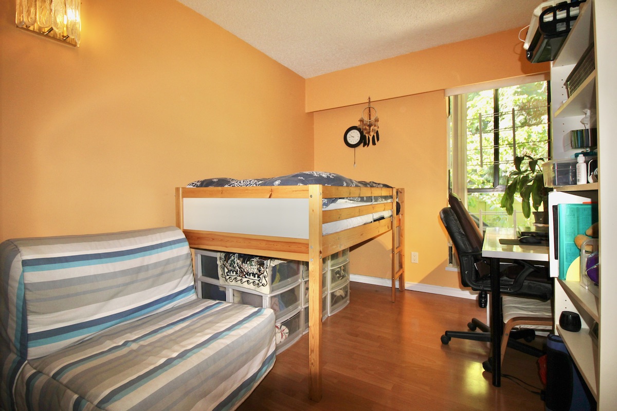 2690 Kingsford Ave, Burnaby 14