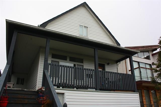 3641 Adanac St, Vancouver 15