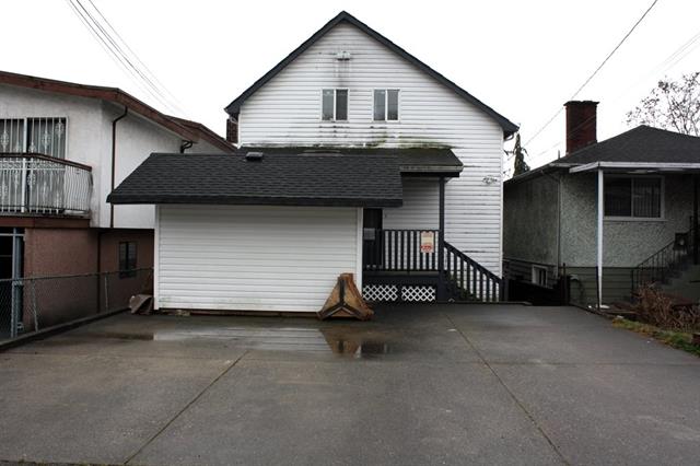 3641 Adanac St, Vancouver 16