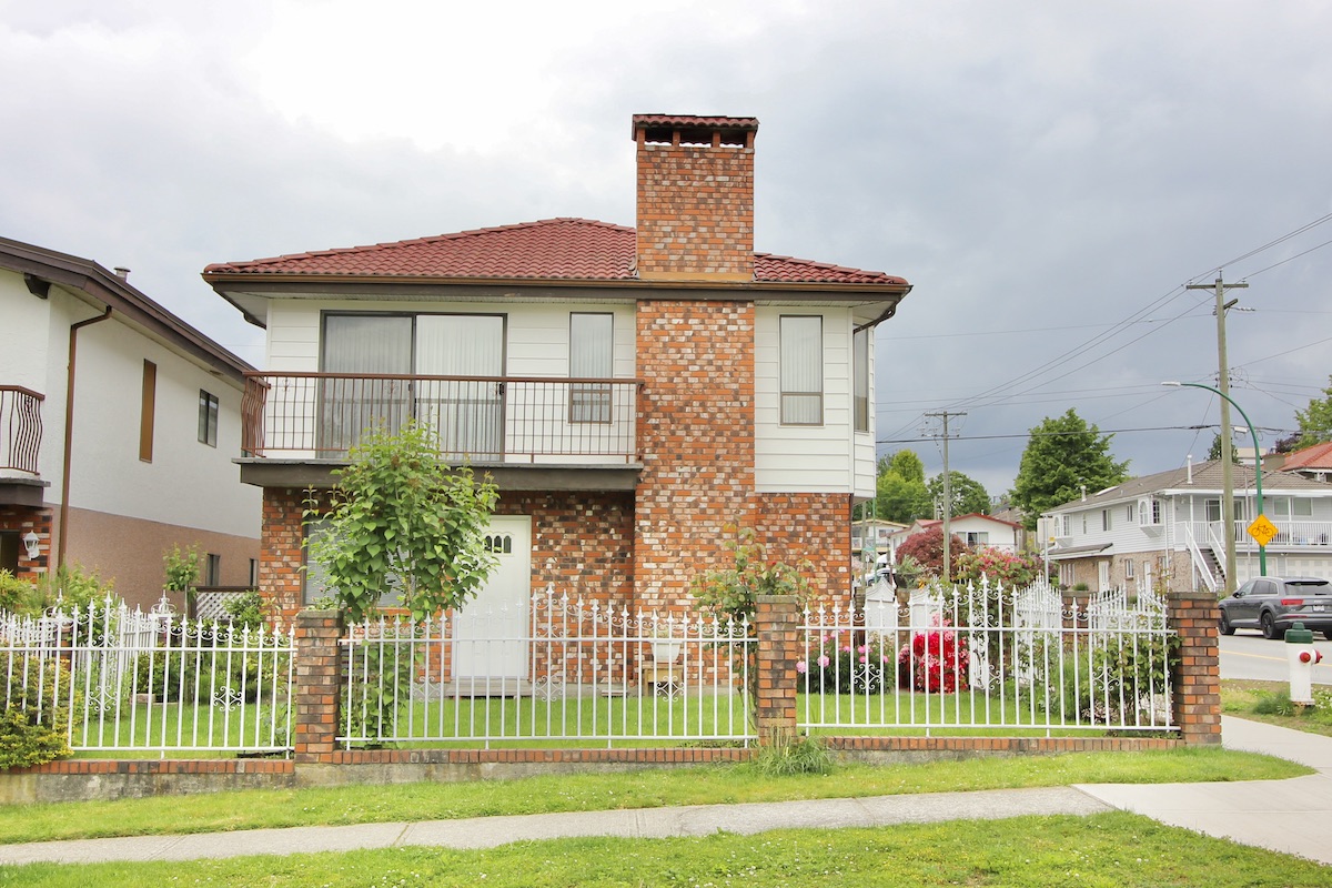 683 Gilmore Ave, Burnaby 25