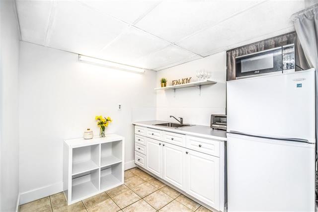 8173 12th Ave, Burnaby 7