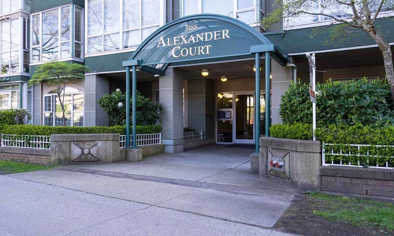 Alexander Court | 3488 Vanness Ave