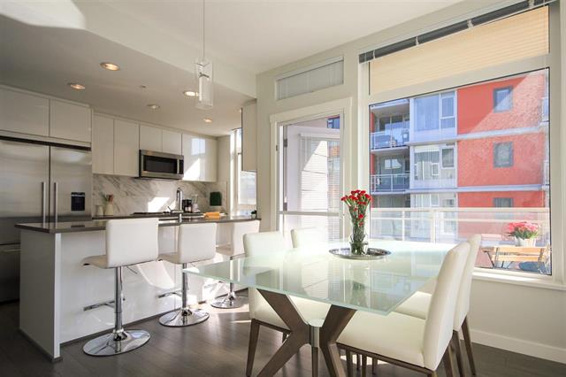 402 3263 Pierview Cres, Vancouver 5