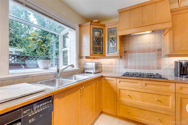 1 725 Rochester Ave, Coquitlam 13