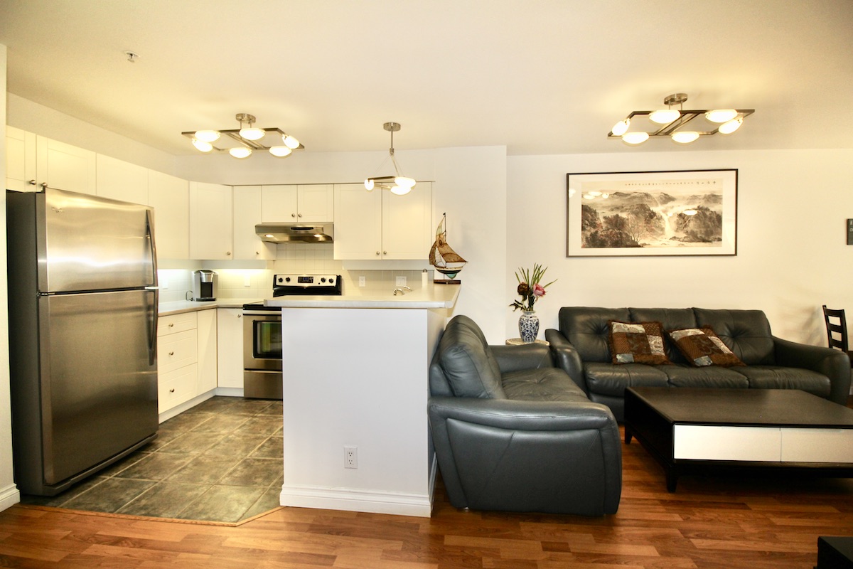 313 18 Smokey Smith Pl, New Westminster 25