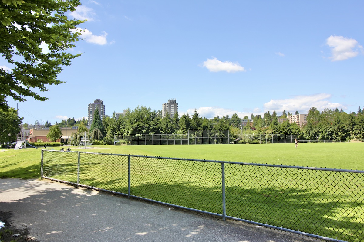313 18 Smokey Smith Pl, New Westminster 34