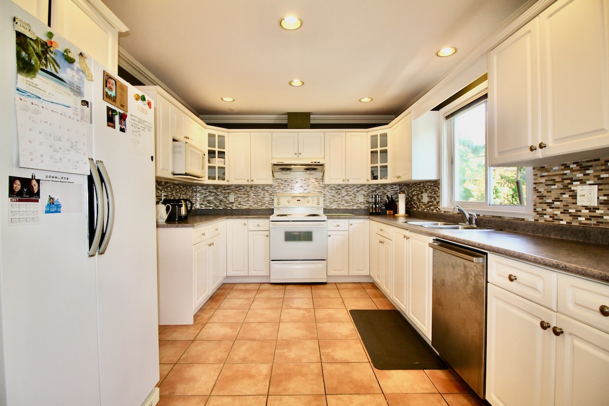 1332 Rama Ave, New Westminster 11
