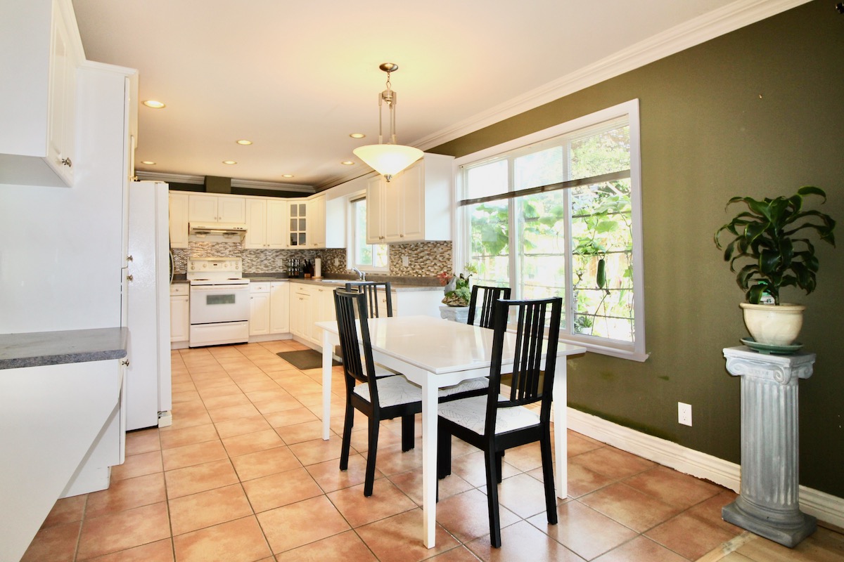 1332 Rama Ave, New Westminster 14