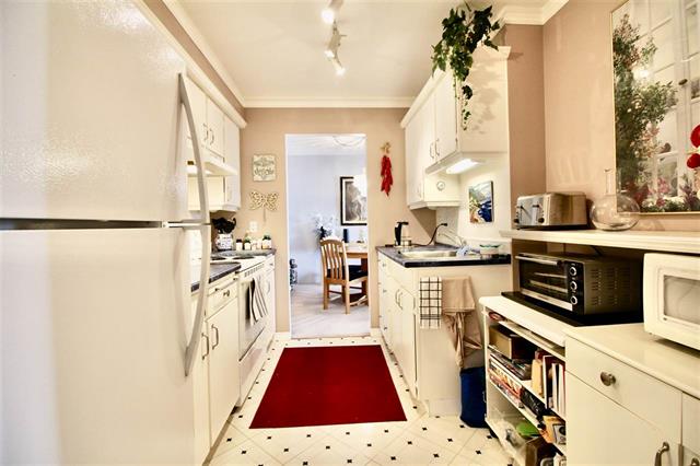 704 2060 Bellwood Ave, Burnaby 9
