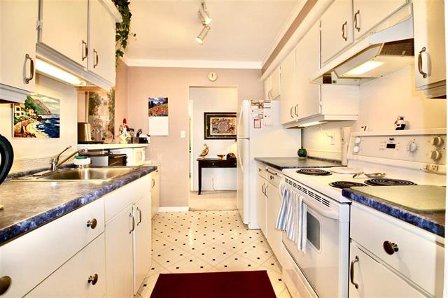 704 2060 Bellwood Ave, Burnaby 11