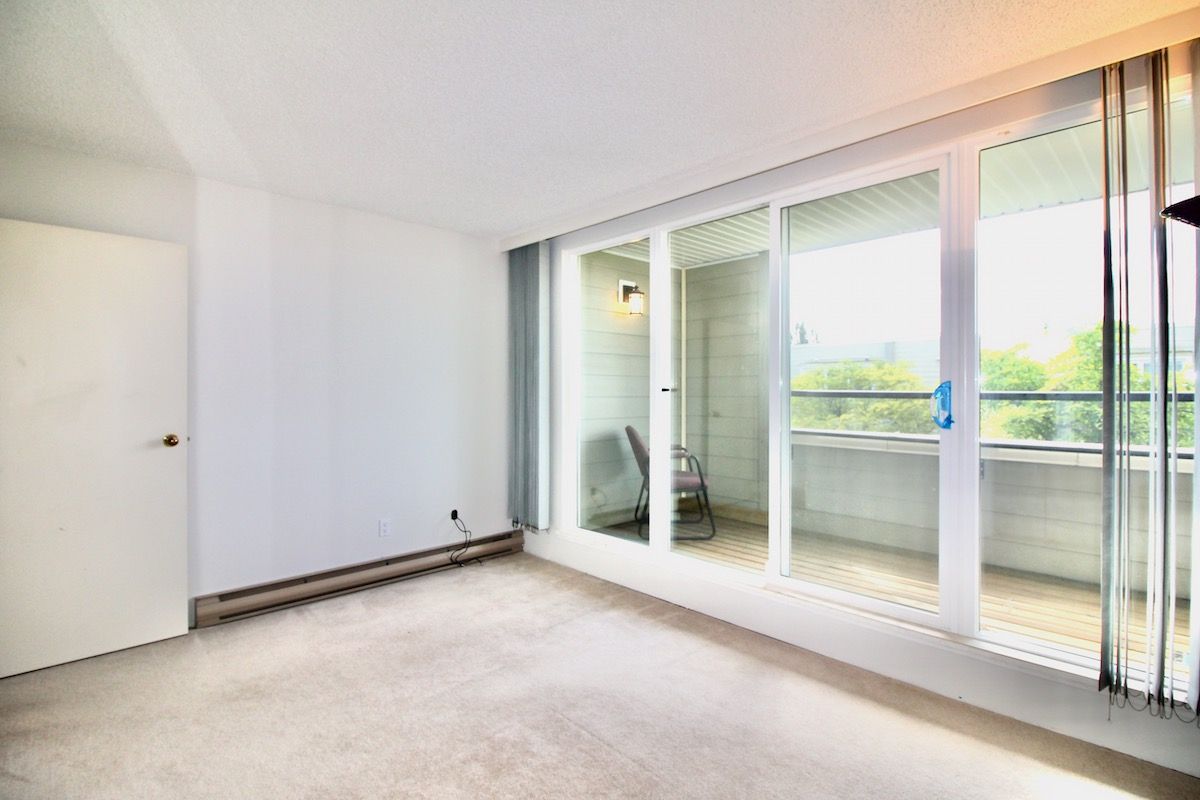 3952 Hasting St, Burnaby 25