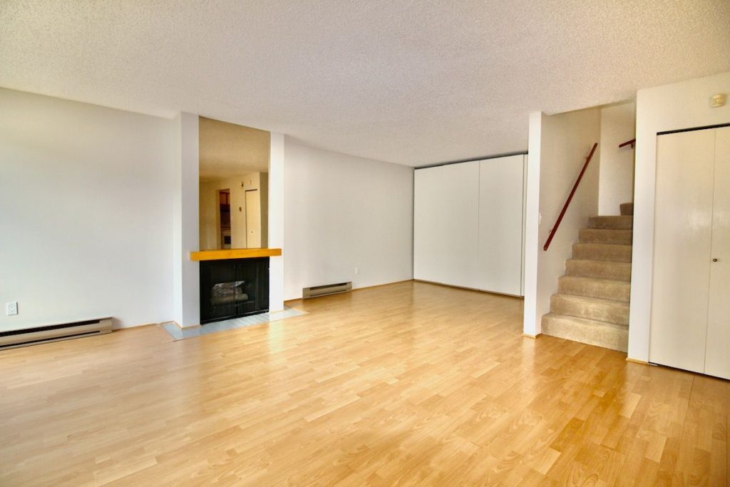3952 Hasting St, Burnaby