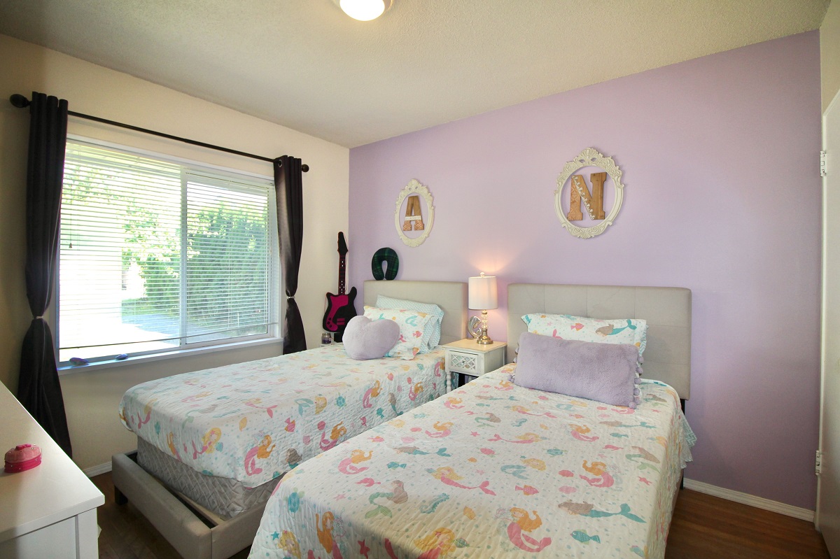 6467 Parkcrest Dr, Burnaby 13
