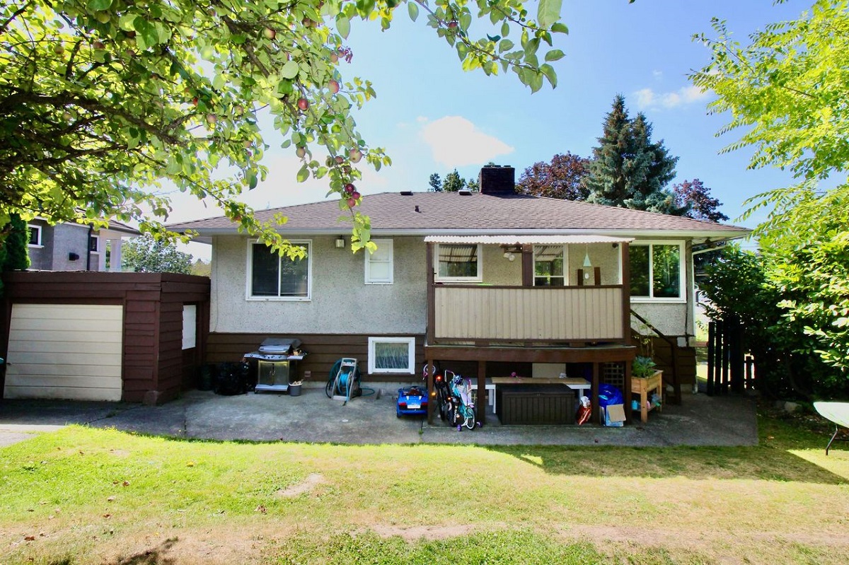 6467 Parkcrest Dr, Burnaby 3