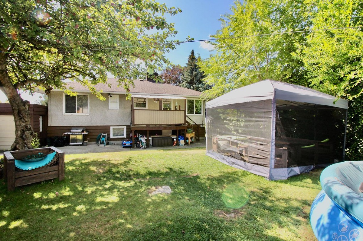 6467 Parkcrest Dr, Burnaby 20