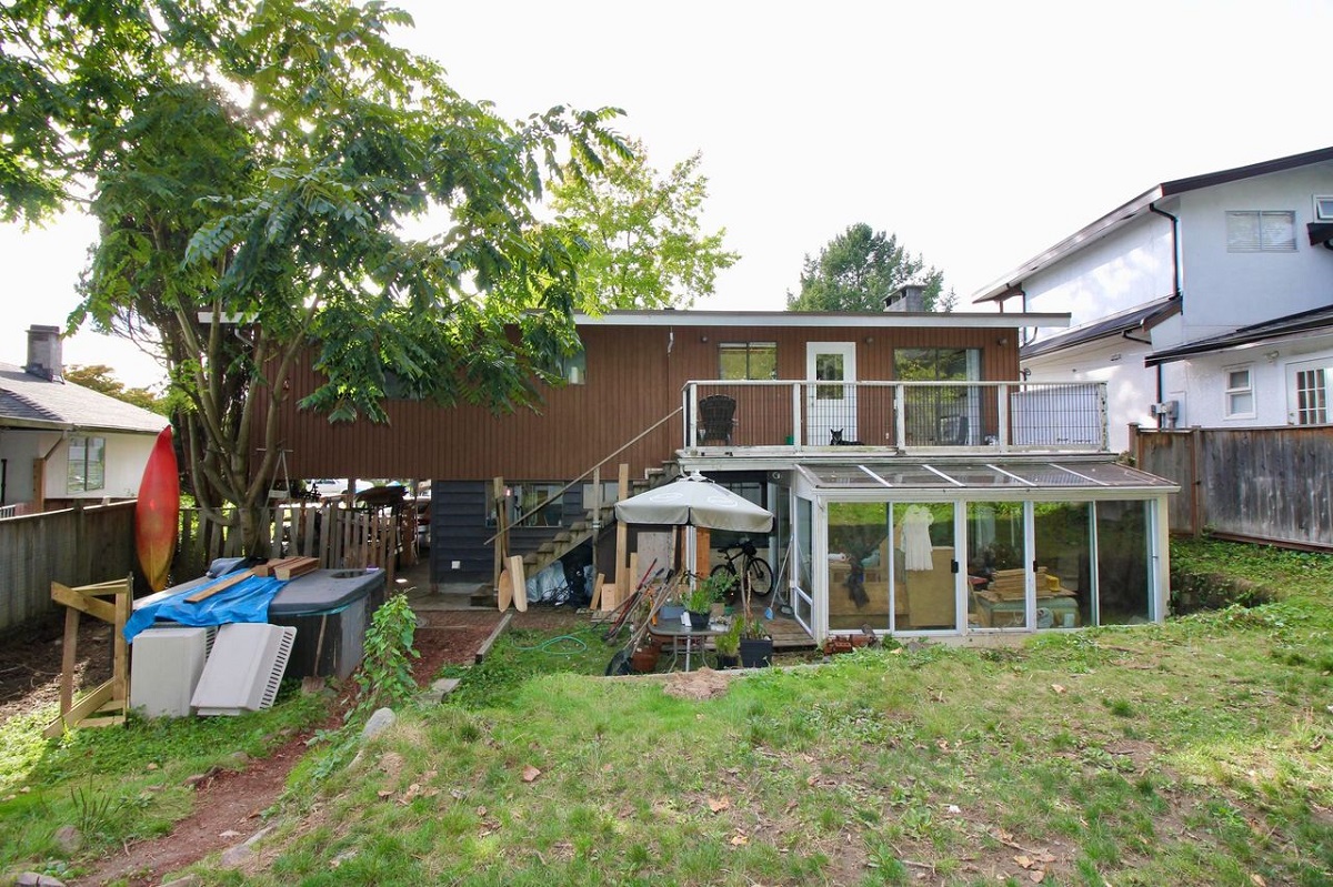 6585 Parkdale Drive, Burnaby 22