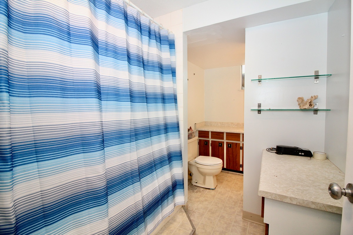 6585 Parkdale Drive, Burnaby 15