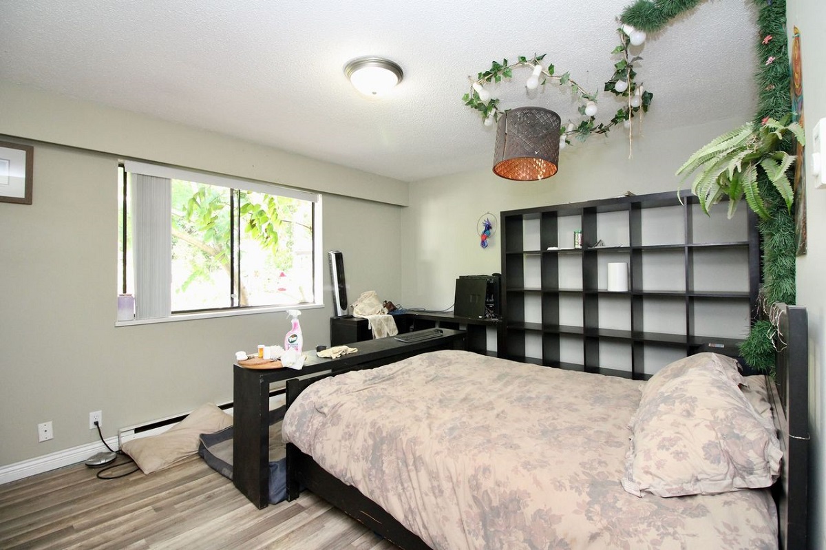 6585 Parkdale Drive, Burnaby 9