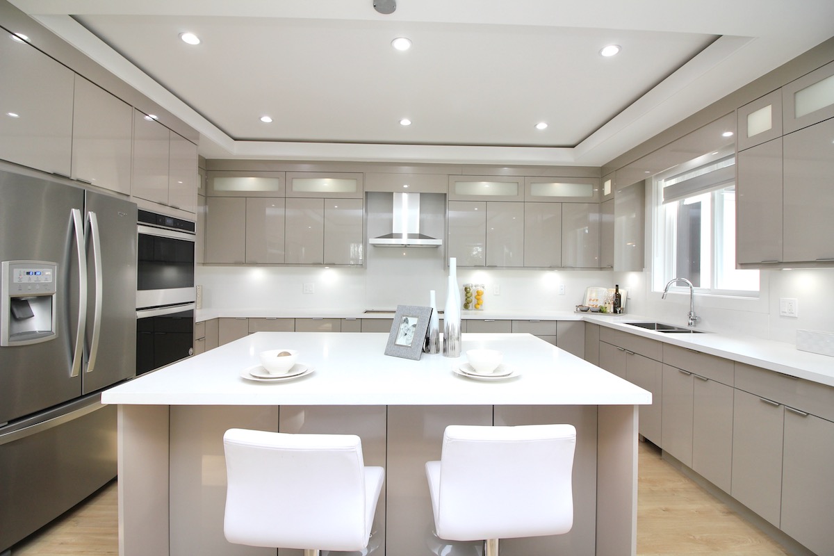 710 Alderson Ave, Coquitlam 13