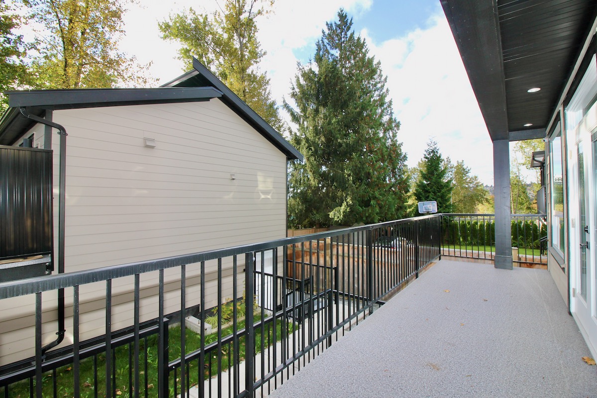 710 Alderson Ave, Coquitlam 33