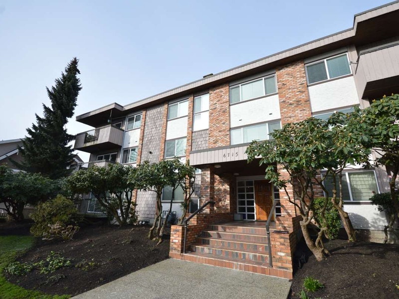 Burlington Place | 6715 Burlington Ave.