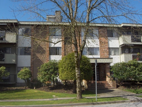 Burlington Place | 6715 Burlington Ave. 2